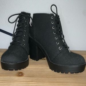 H&M Divided Heeled Boots